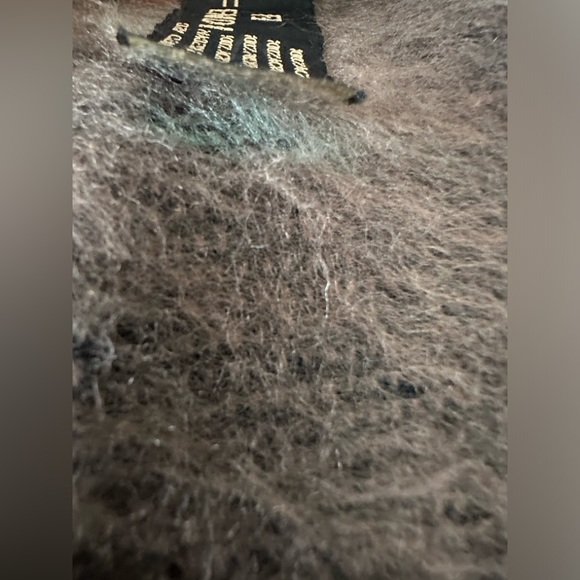 Fendi scarf - Picture 5 of 8